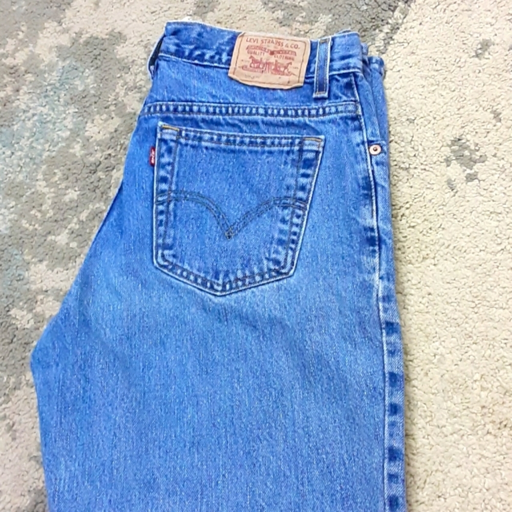 Two Pairs of Women's Levi's Jeans